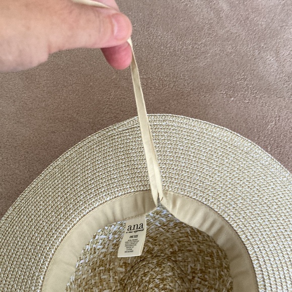 Sun hat - Picture 3 of 4